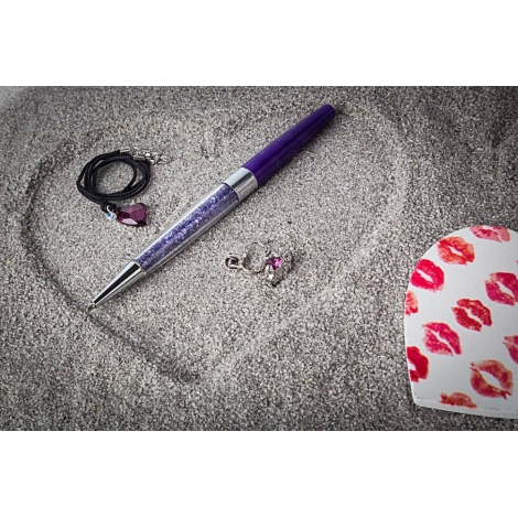 LOVE IN LIVE PURPLE