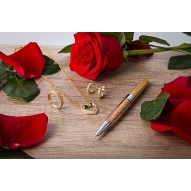 LOVE IN LIVE GOLD